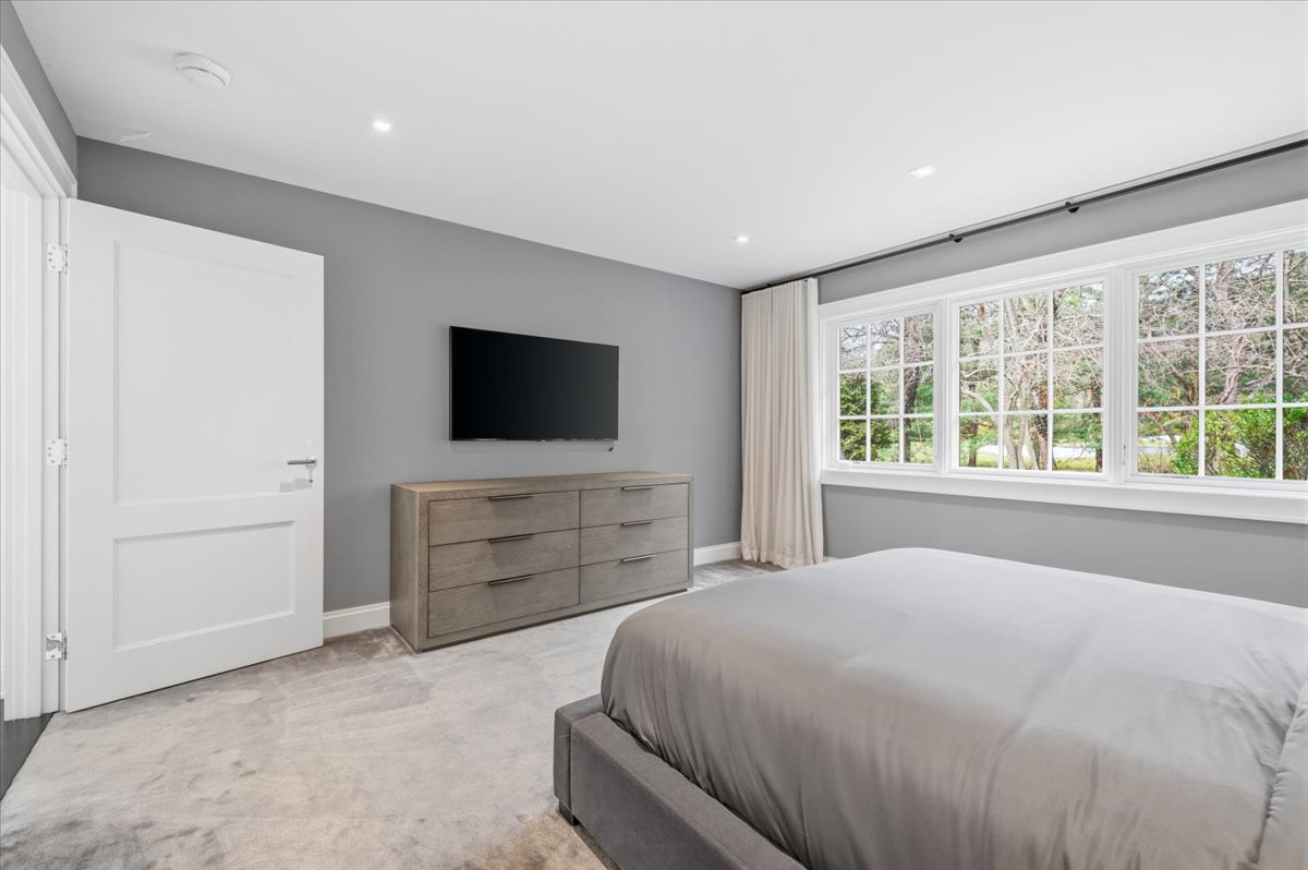 17-780_5953 17-780_5953